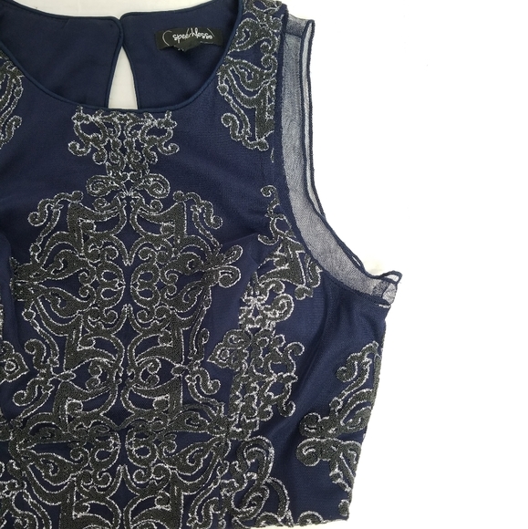 SPEECHLESS royal blue damask velvet crop top - Picture 4 of 8